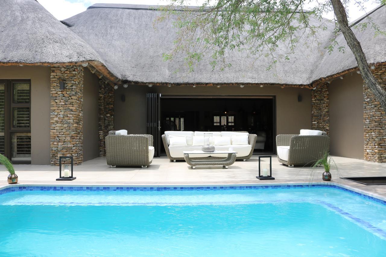 Luvivane Luxury Villa Marloth Park Buitenkant foto