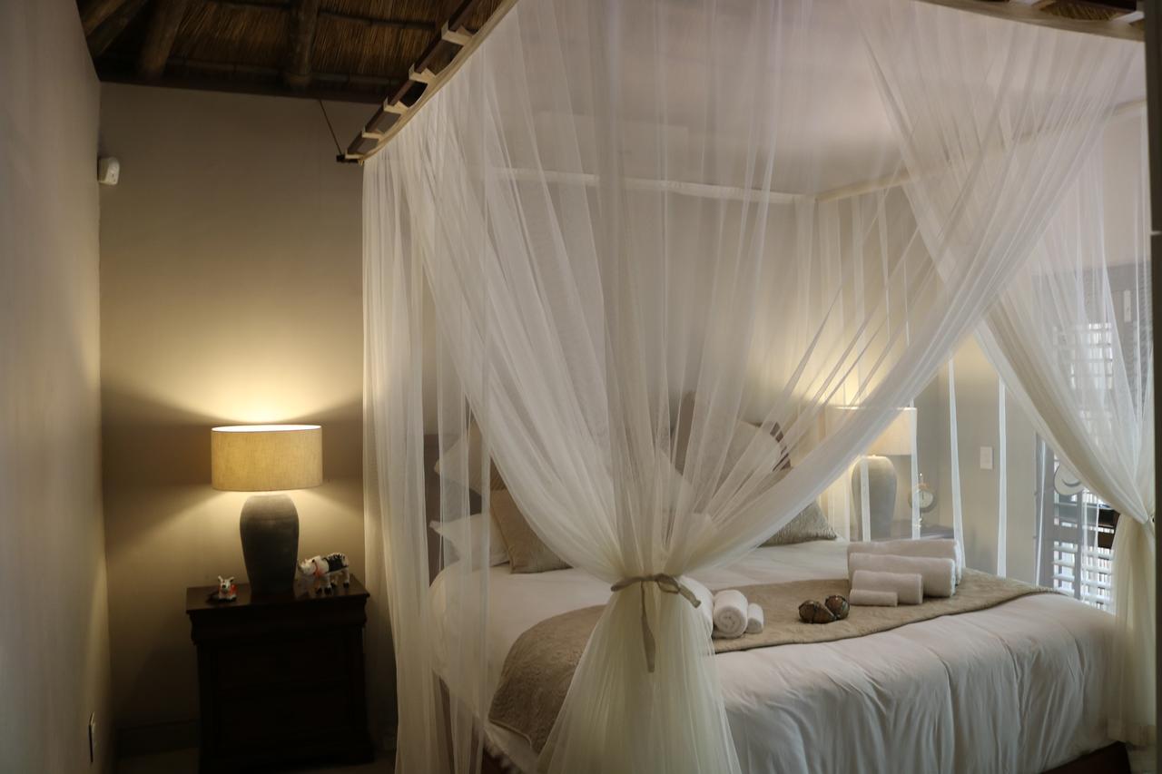 Luvivane Luxury Villa Marloth Park Buitenkant foto